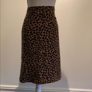 NWT Ann Taylor leopard skirt